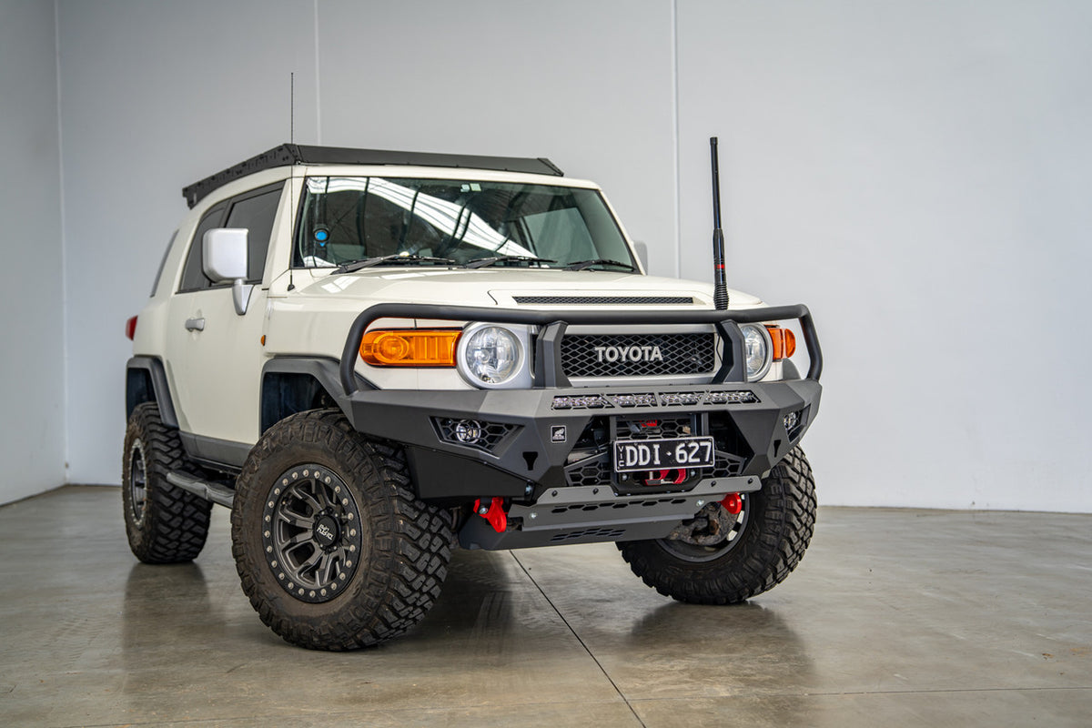 Toro bull bar to suit, Toyota Fj Cruiser, 2011-2016
