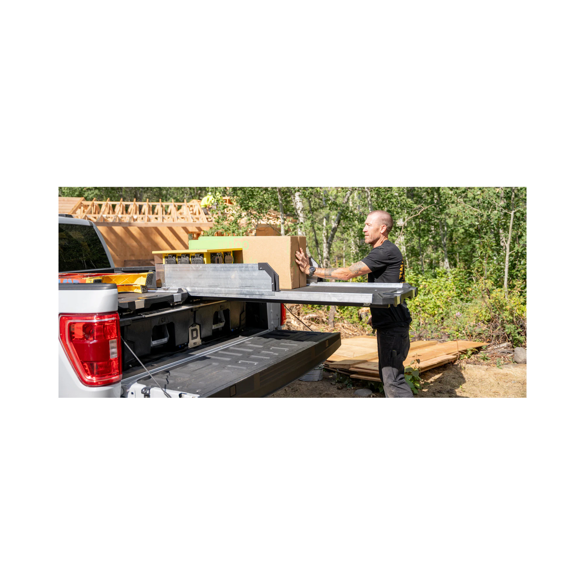 CargoGlide 1/2 Width for Australian Dual Cab Utes with 5' Tub by DECKED