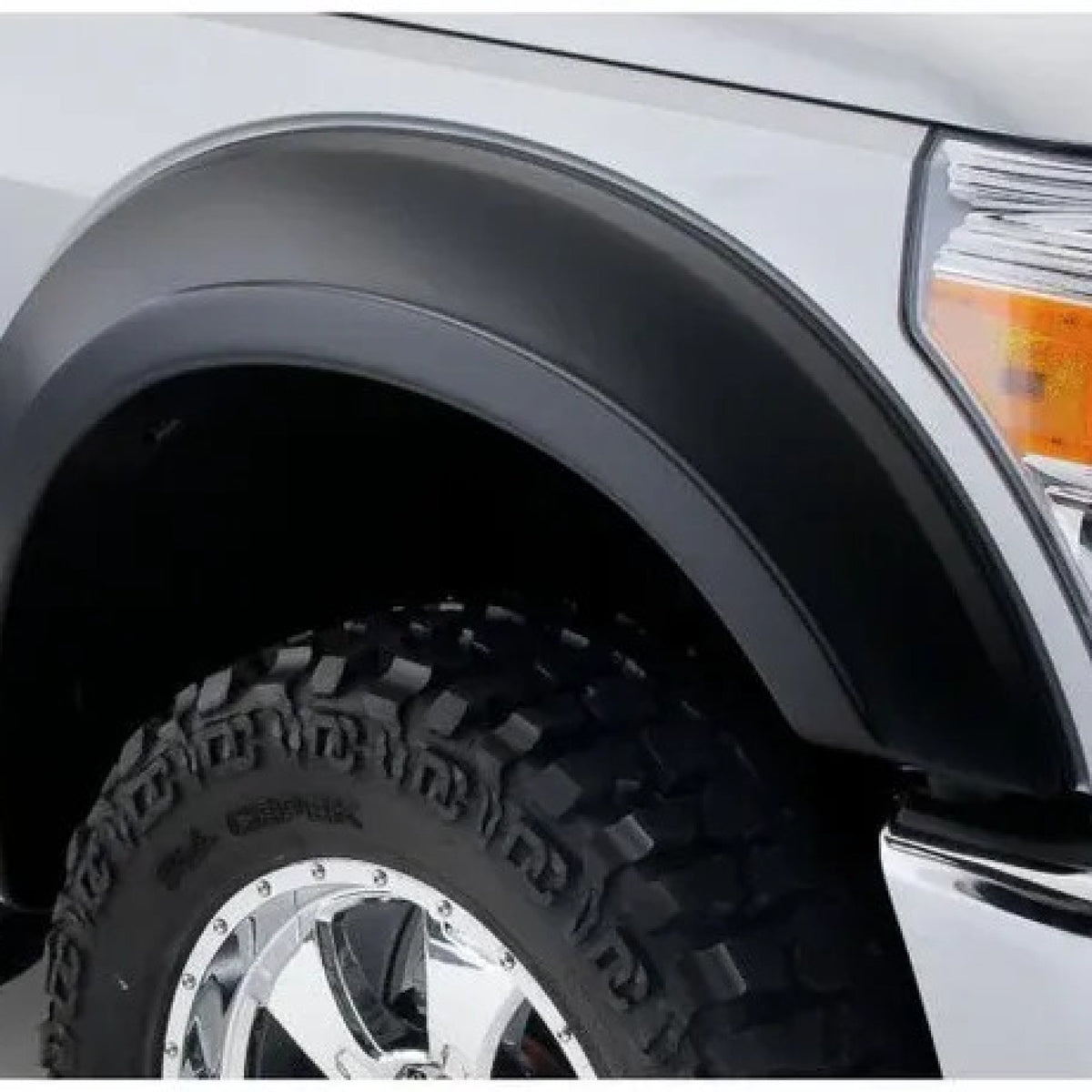 2" Smooth Flares Flares, Front Only suits Ford F-250 Super Duty/F-350 Super Duty (17-22) by Bushwacker