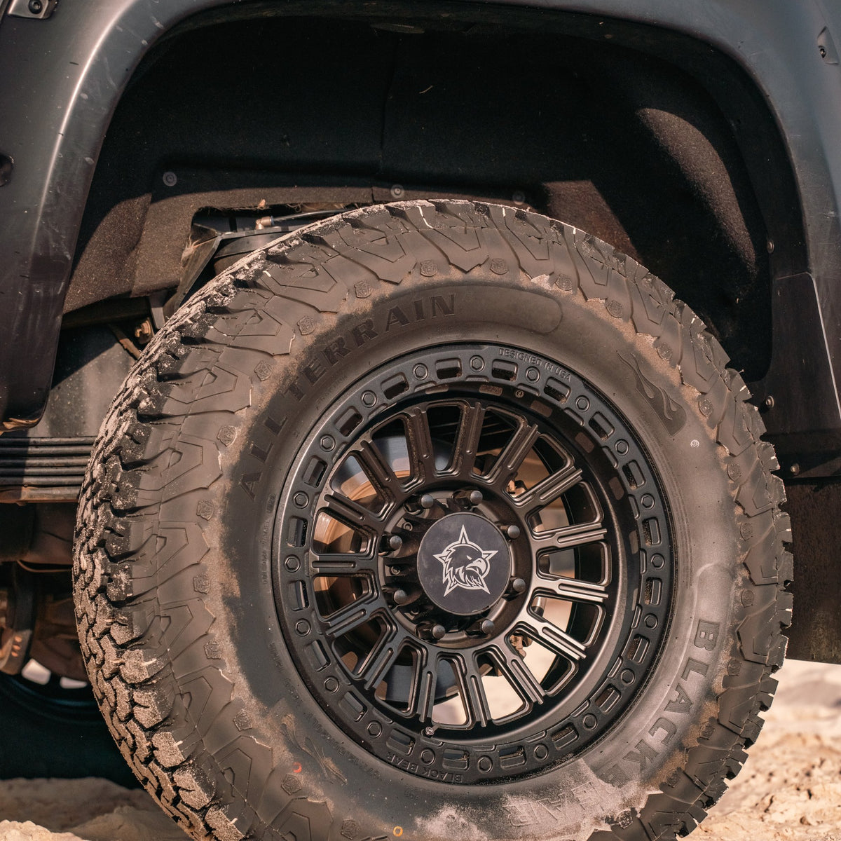 18" Sianna Series 2T Load Rated -12 Offset Wheel & RIV/RPV, Single suits Ford F-250 Super Duty (20-26) by AMTRUX