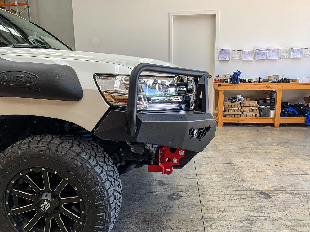 Offroad Animal - Toro Bull bar, To suit Toyota Land Cruiser 200 Series, 2015-2021
