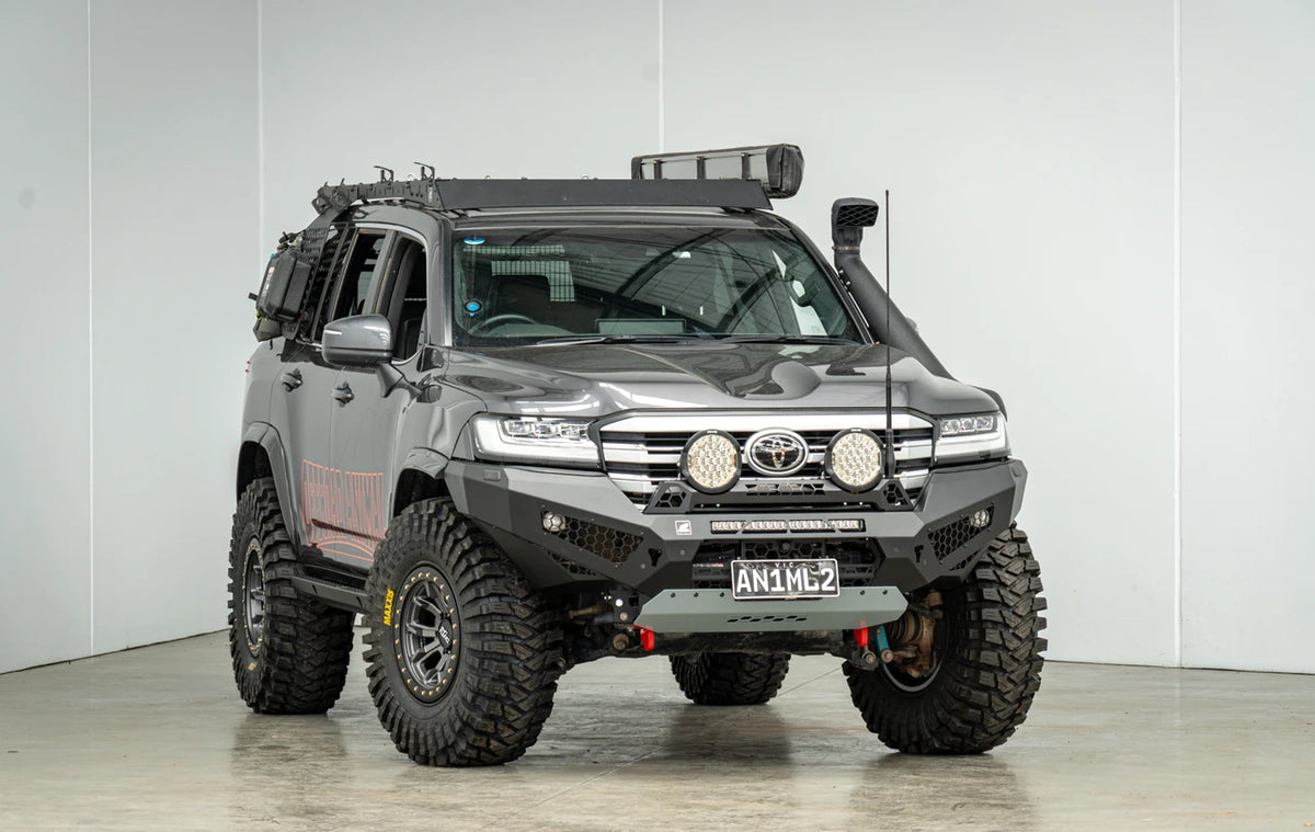 Rally Hoop to suit LC300 Predator bar for Offroad Animal Arse Kicker 9 inch lights